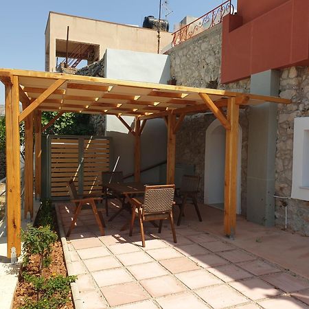 Philoxenia Traditional Apartments Άγιος Γεώργιος Συκούσης Δωμάτιο φωτογραφία
